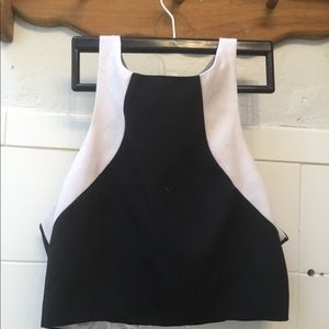 Crop top
